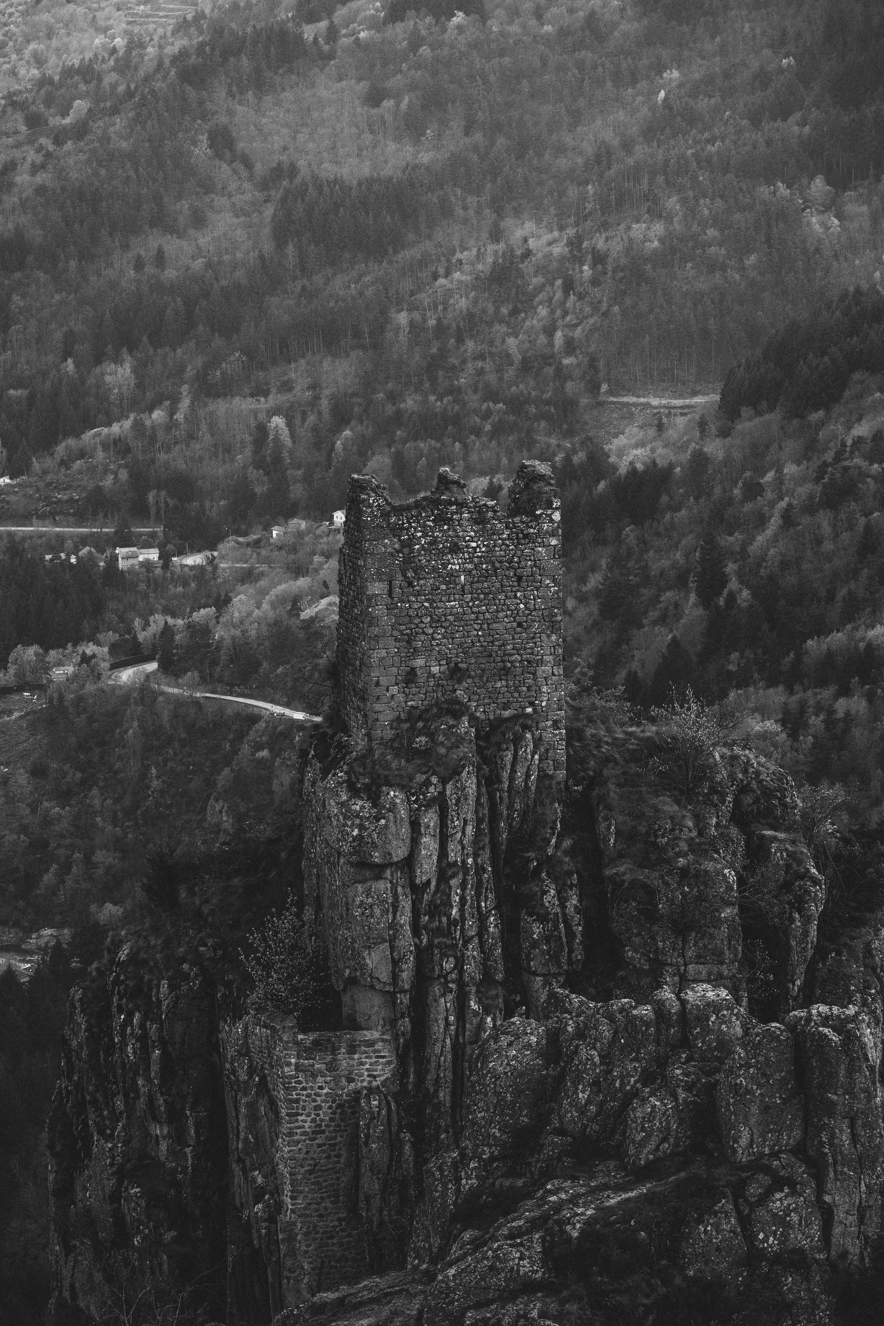 Ruine de château en ardèche