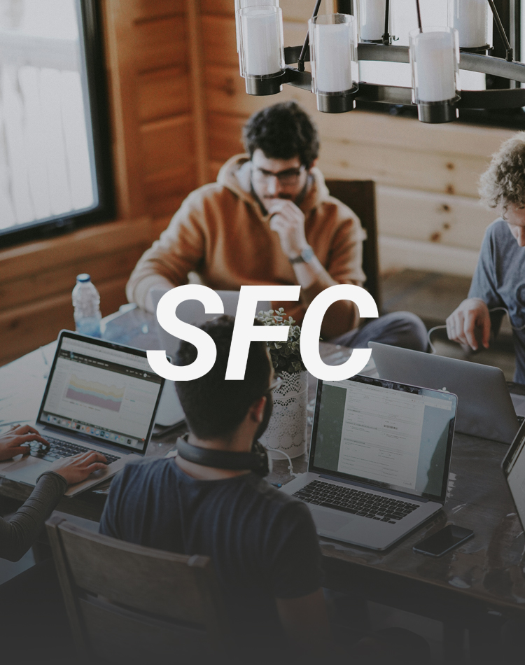 Groupe de personne qui discutent